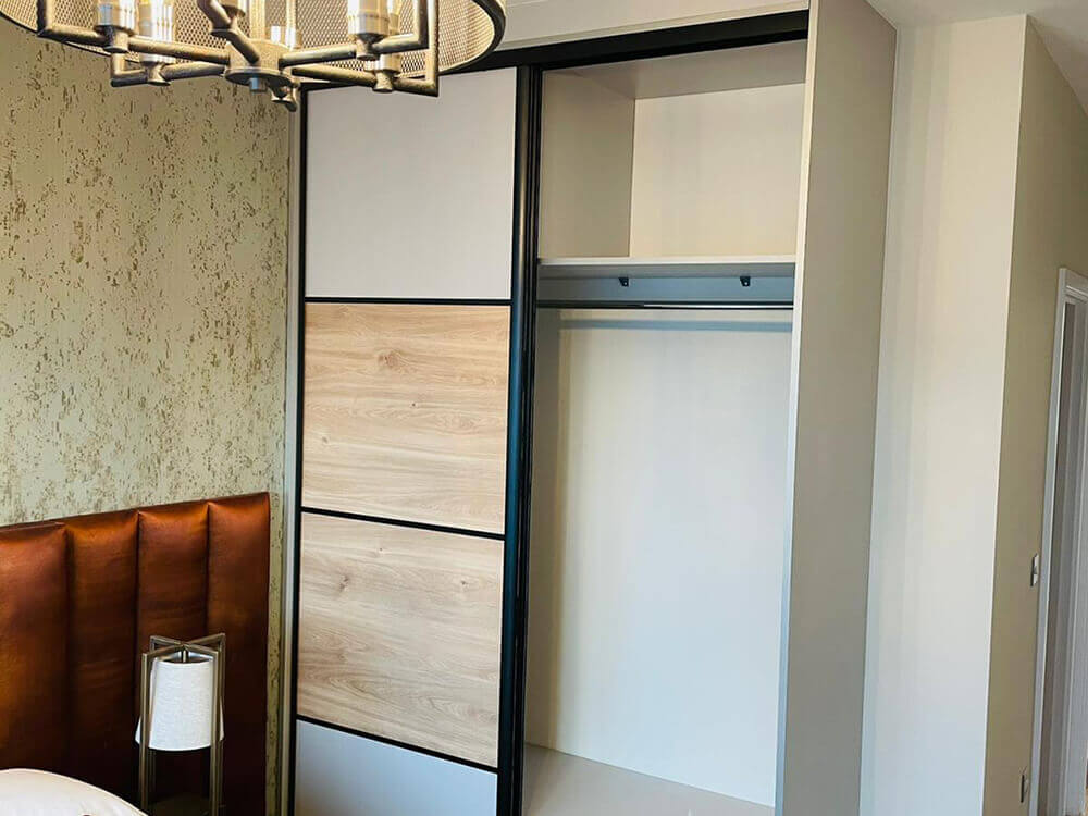 Custom furniture makers in Essex